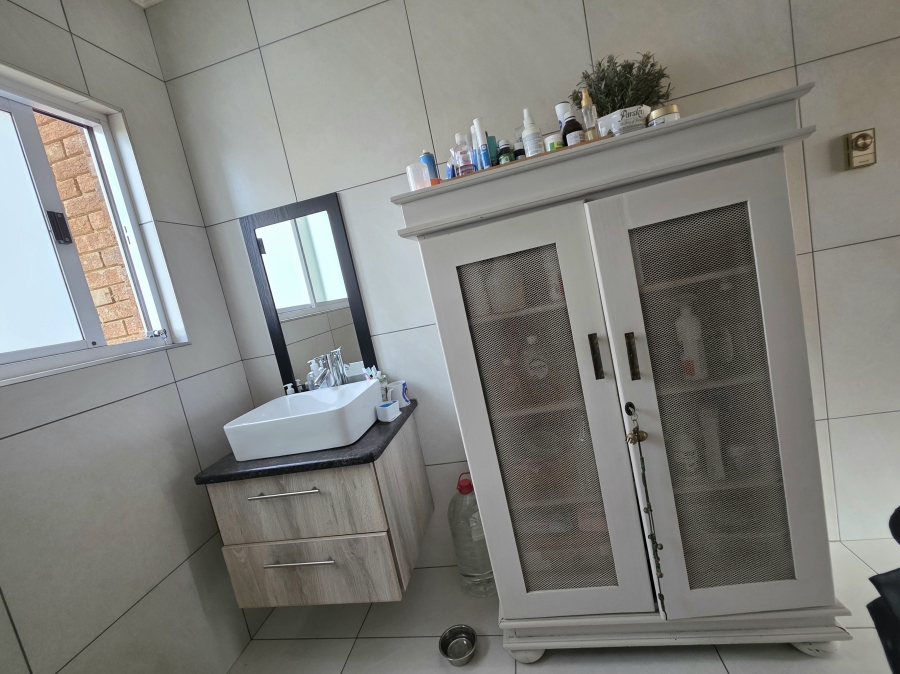 3 Bedroom Property for Sale in Naudeville Free State